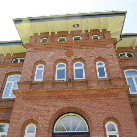 Haus Im Park Leilighet Wesselburen Eksteriør bilde