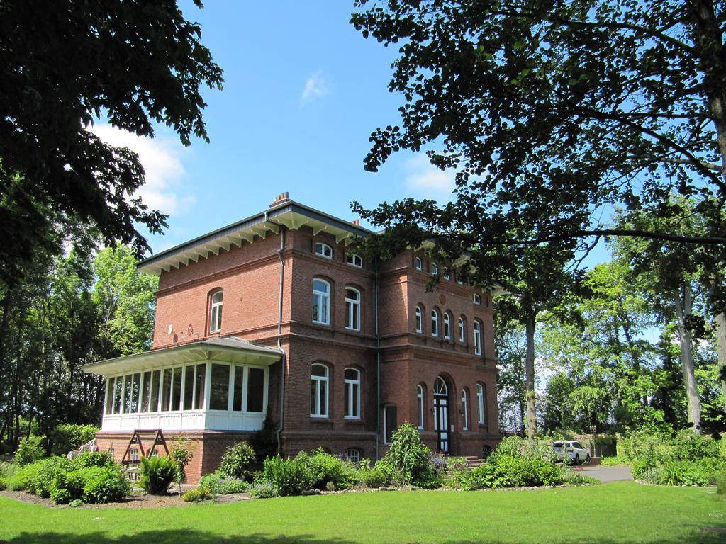 Haus Im Park Leilighet Wesselburen Eksteriør bilde