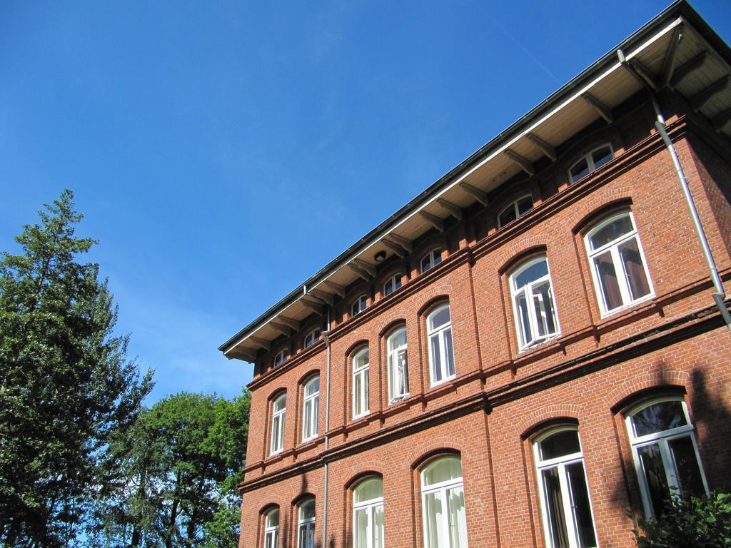 Haus Im Park Leilighet Wesselburen Eksteriør bilde