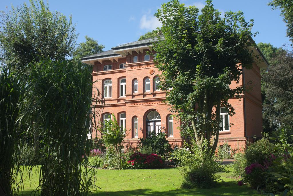 Haus Im Park Leilighet Wesselburen Eksteriør bilde