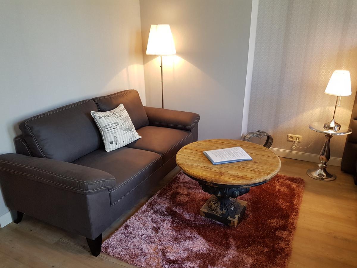 Haus Im Park Leilighet Wesselburen Eksteriør bilde